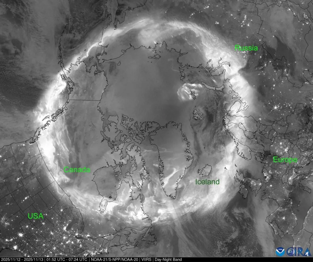 aurora borealis oval
